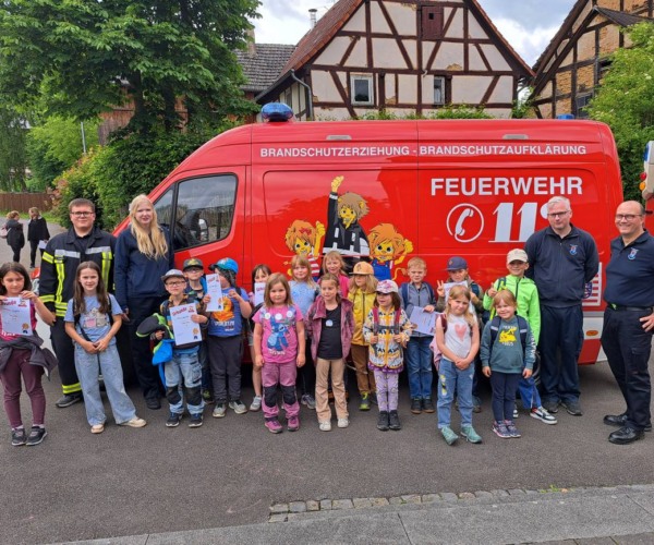 17 neue Tatzen bei der Minifeuerwehr